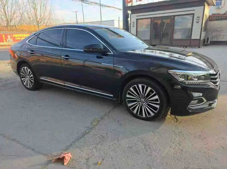 大众帕萨特 正面外观三