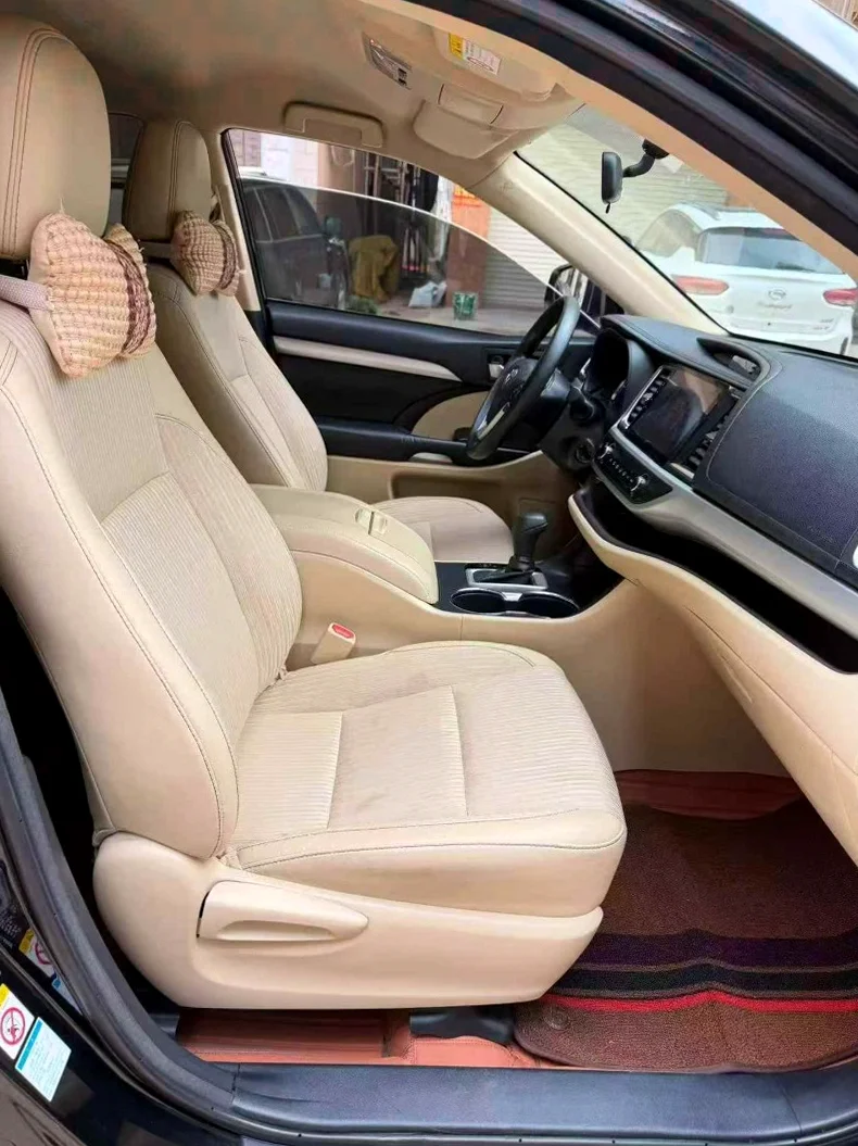 丰田汉兰达 后面外观二