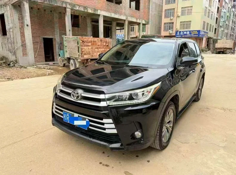 丰田汉兰达 正面外观三