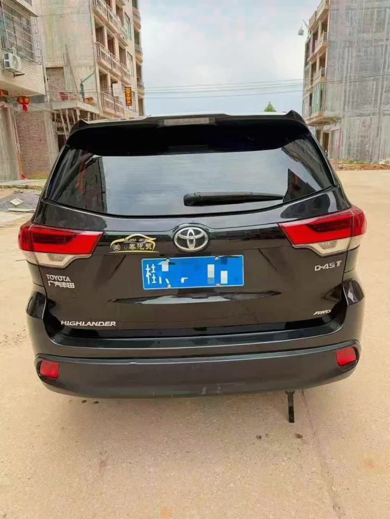 丰田汉兰达 内饰后排