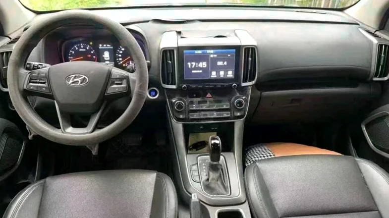 现代ix35 正面外观三