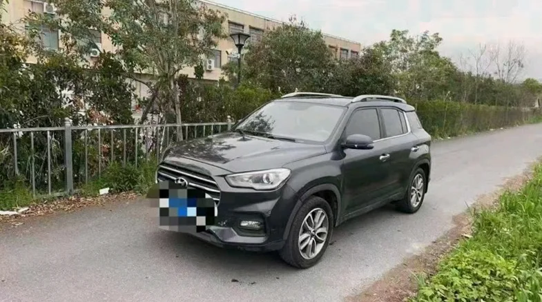 19年现代ix35 2.0L自动顶配