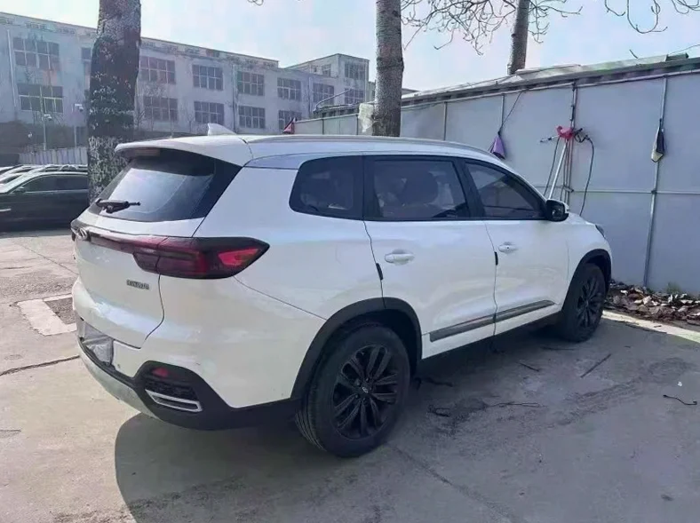 奇瑞瑞虎 后面外观三