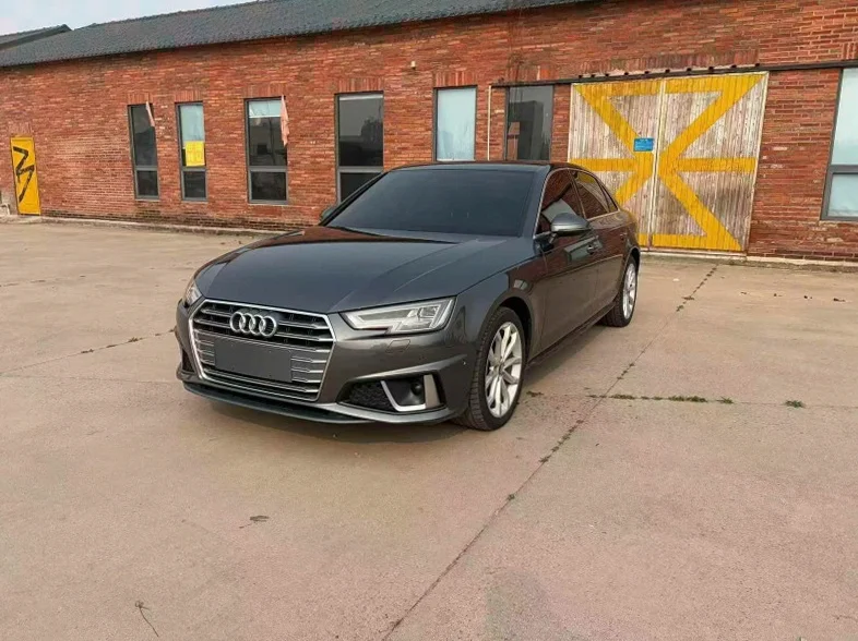 奥迪A4L 正面外观三