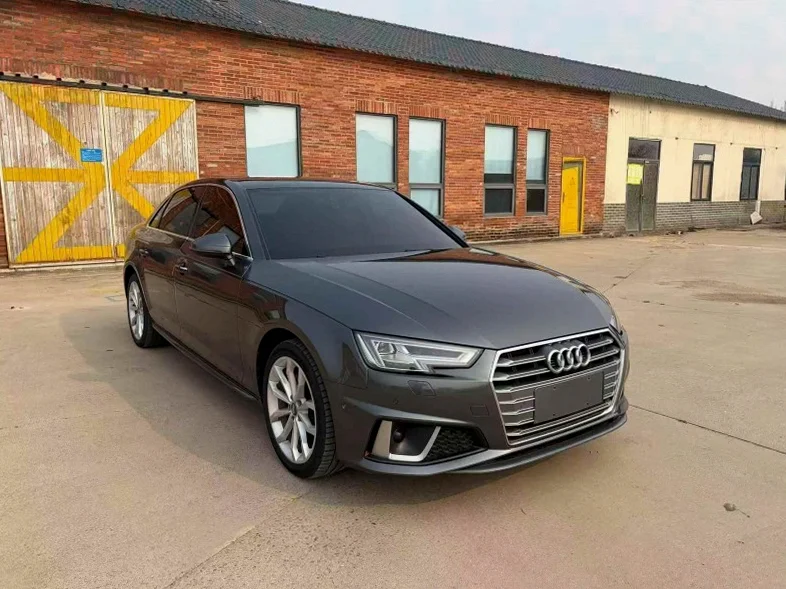 奥迪A4L 正面外观二