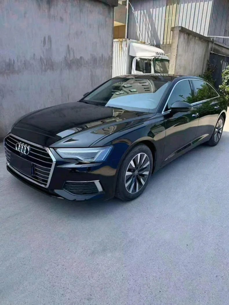 奥迪A6L 正面外观二