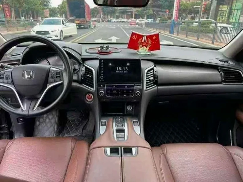 本田冠道 后面外观三