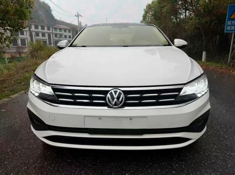 20年大众凌渡230TSI自动豪华版