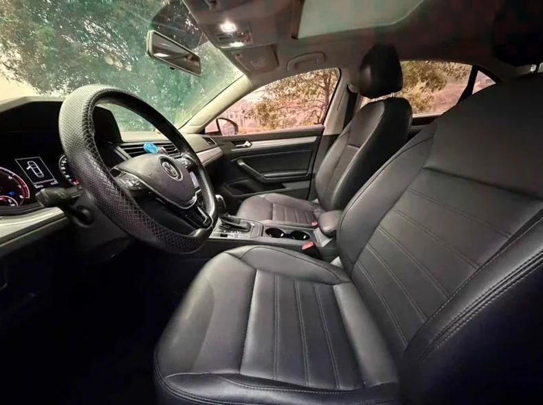 大众凌渡 后面外观二