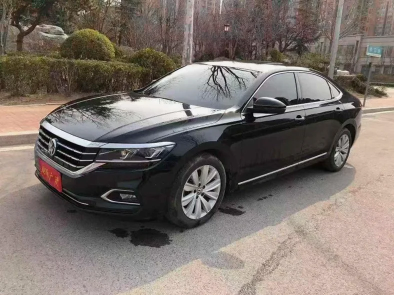 大众帕萨特 正面外观三