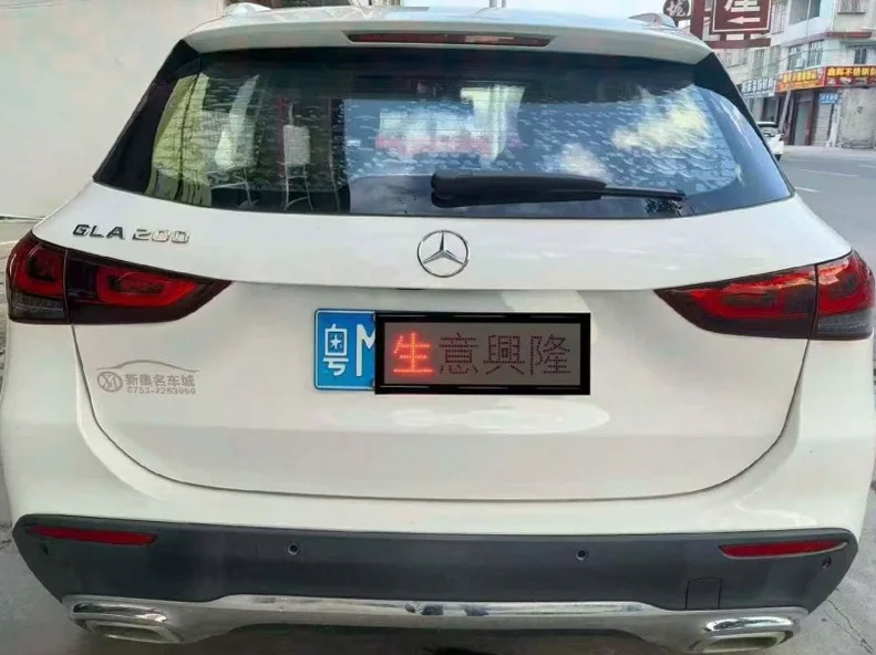 奔驰GLA 后面外观三