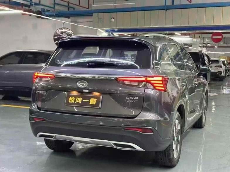 传祺GS4 内饰后排
