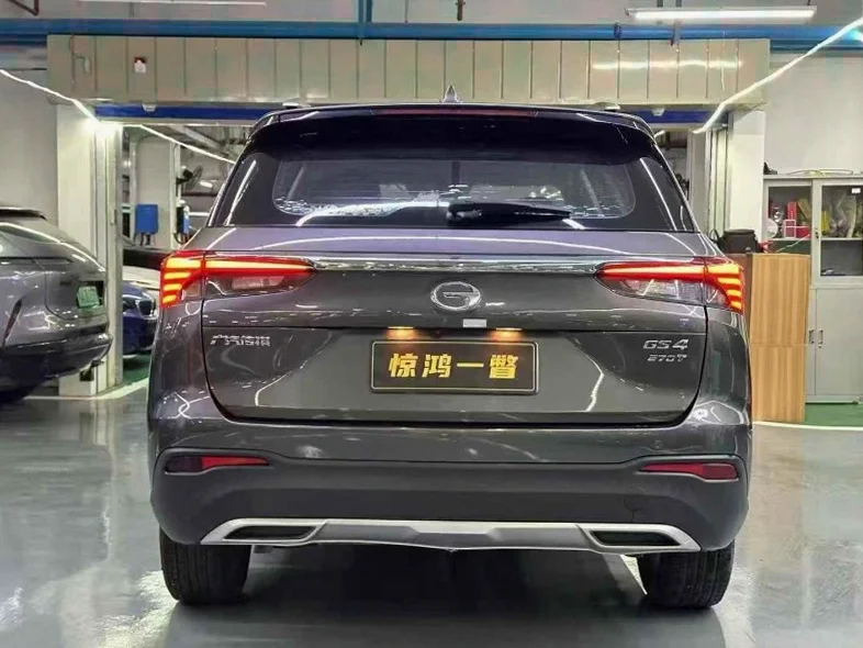 传祺GS4 驾驶室