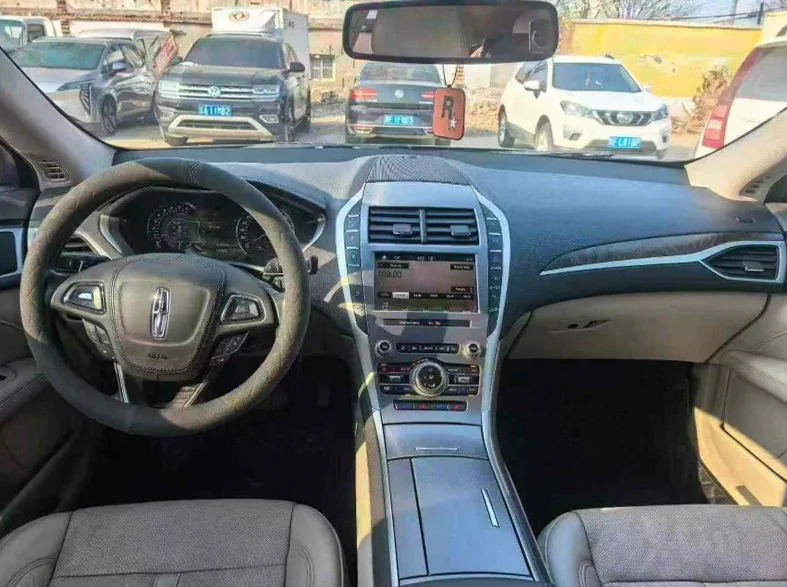 林肯MKZ 后面外观二