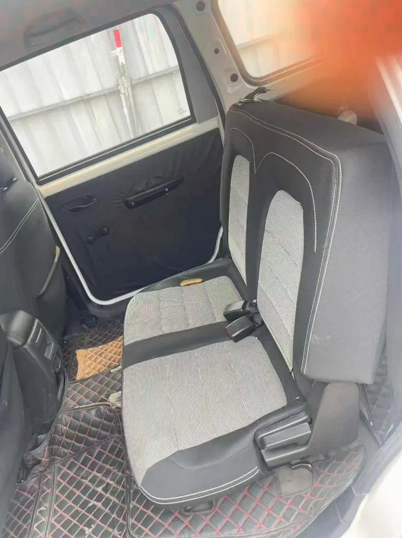 五菱汽车宏光 后面外观一