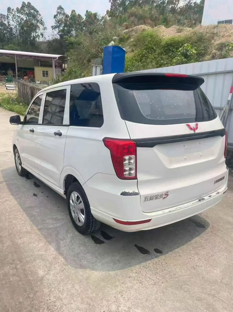 五菱汽车宏光 内饰前排