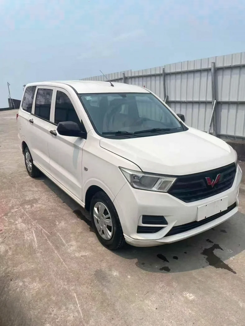 五菱汽车宏光 正面外观二