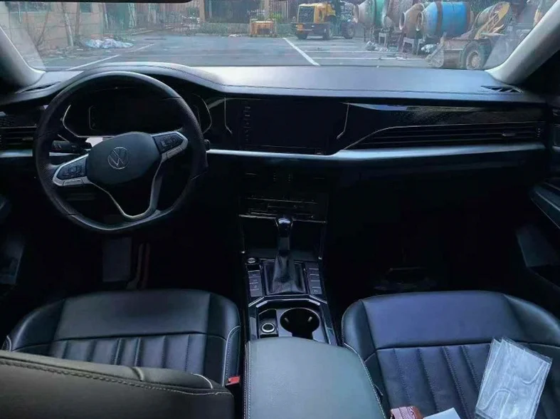 大众帕萨特 后面外观二