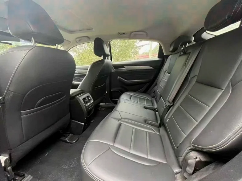 哈弗F7x 后面外观三