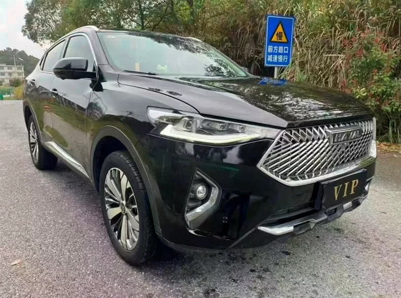 哈弗F7x 正面外观三