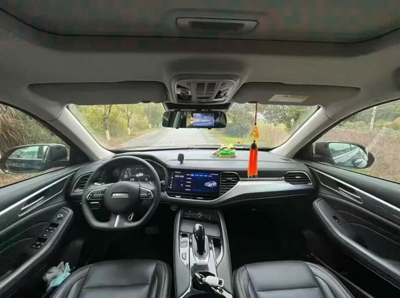 哈弗F7x 后面外观二