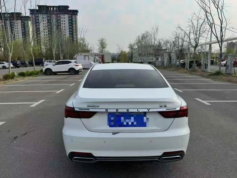 吉利缤瑞 内饰后排