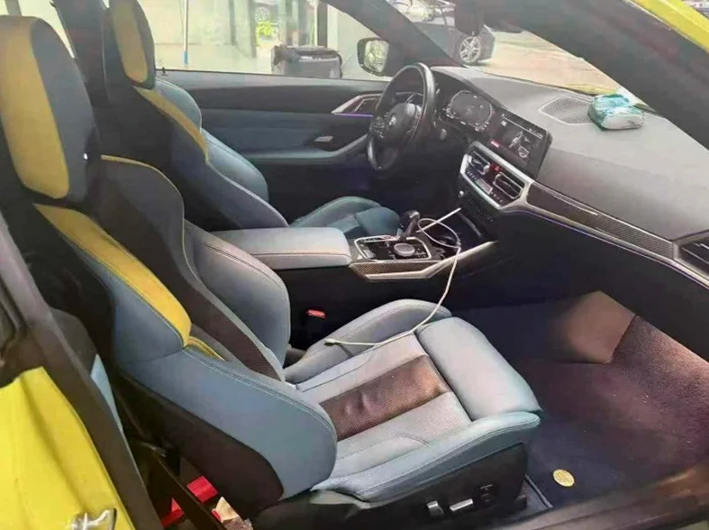 宝马M4 后面外观三