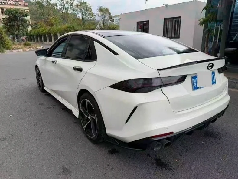 传祺影豹 内饰后排