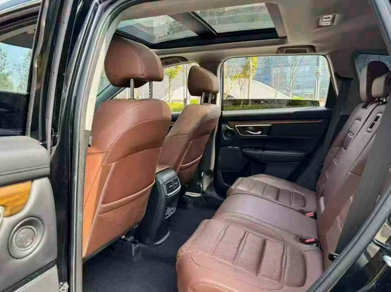 本田CRV 后面外观二