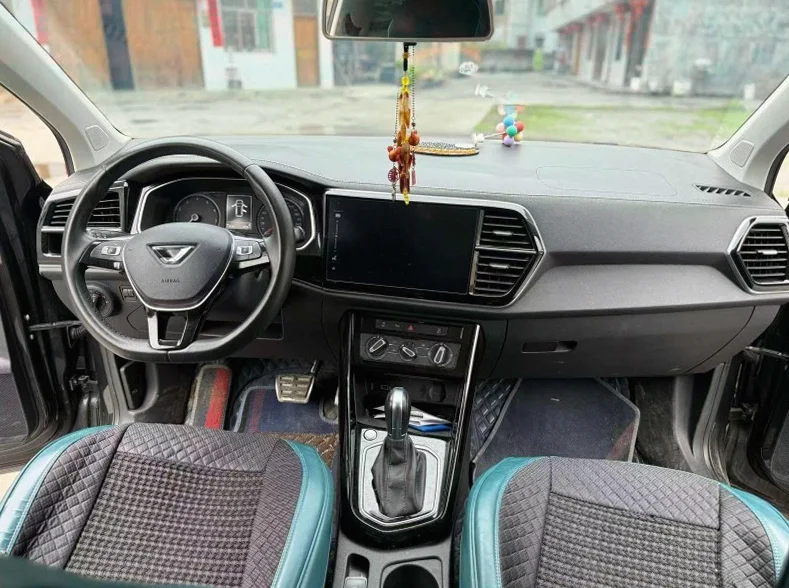 大众捷达 后面外观一