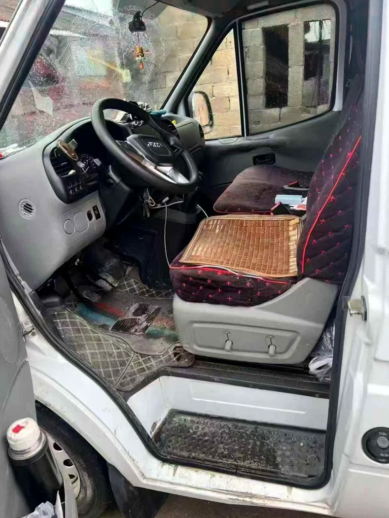 江铃特顺 后面外观三