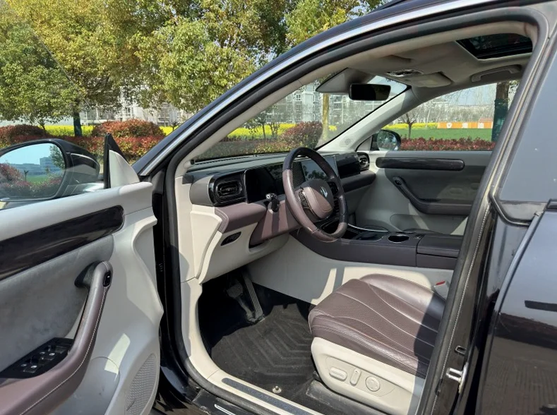 零跑汽车C11 后面外观三