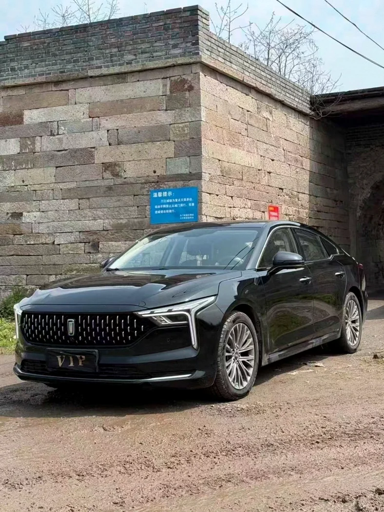 奔腾B70 正面外观三