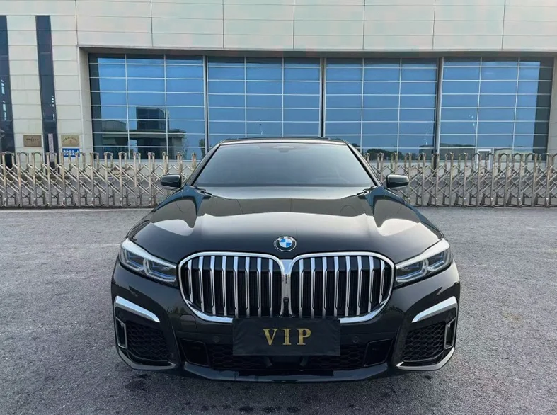 23年宝马740Li四驱行政版