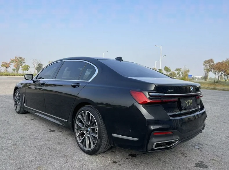 宝马7系 内饰后排