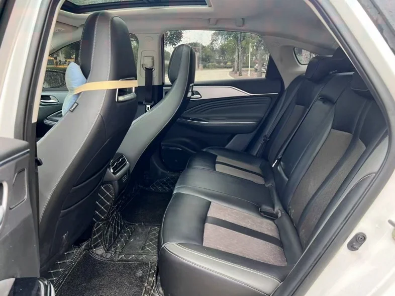 传祺埃安S 后面外观二