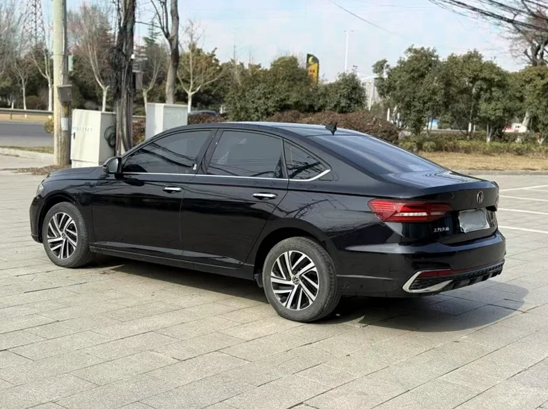 大众朗逸 内饰前排