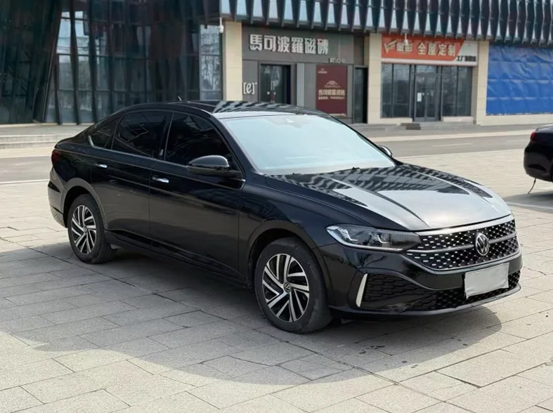 大众朗逸 正面外观三