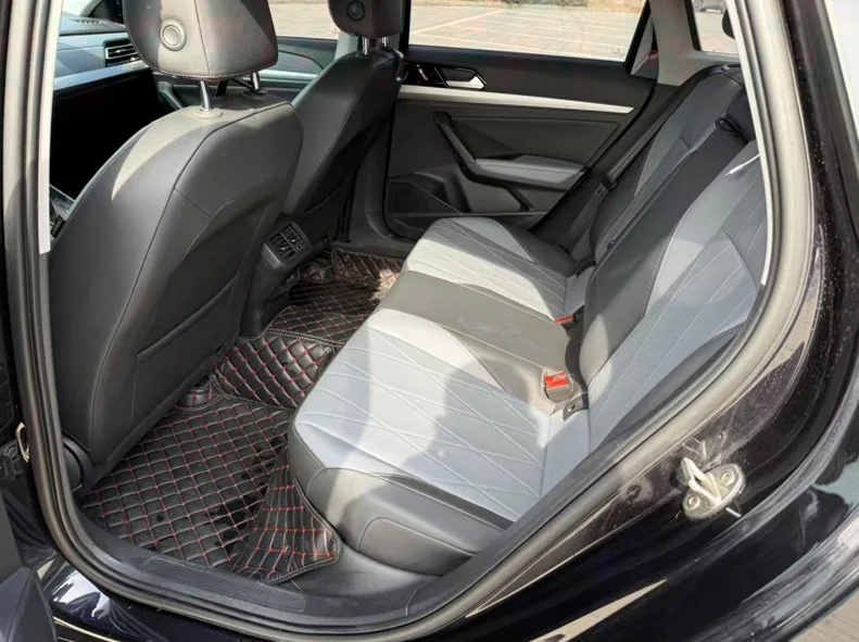 大众朗逸 后面外观二