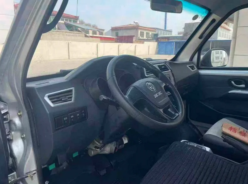 东风凯普特 后面外观三