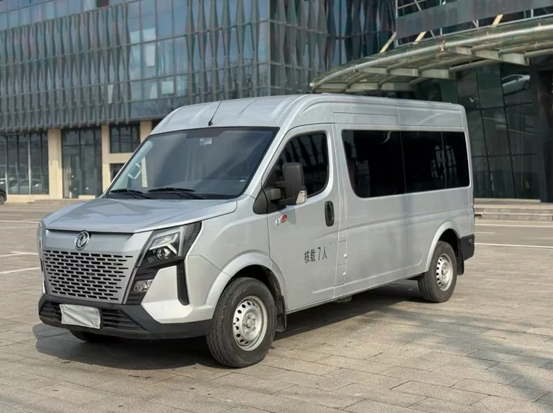 东风御风 正面外观二