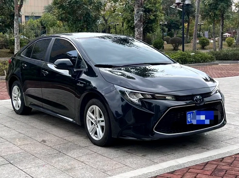 丰田雷凌 正面外观二