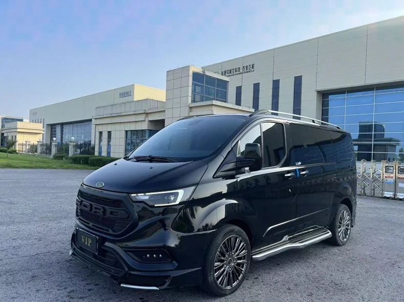 福特黑武士 正面外观三