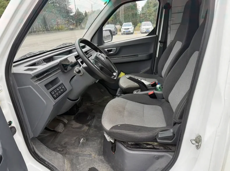 吉利星享 后面外观三