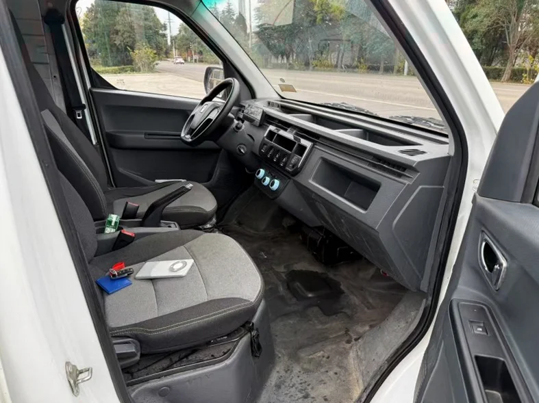 吉利星享 正面外观三