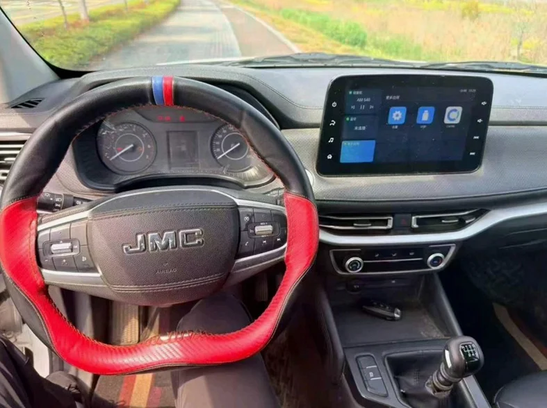 江铃域虎 后面外观三