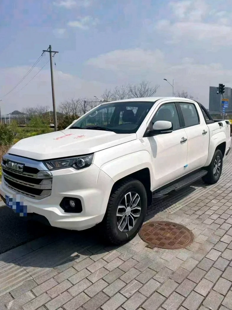 江铃域虎 正面外观三