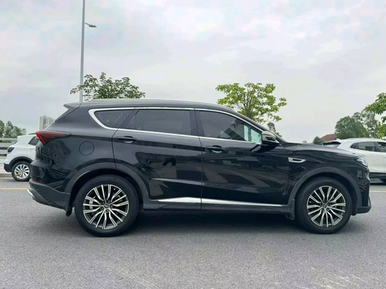 奇瑞捷途 内饰后排