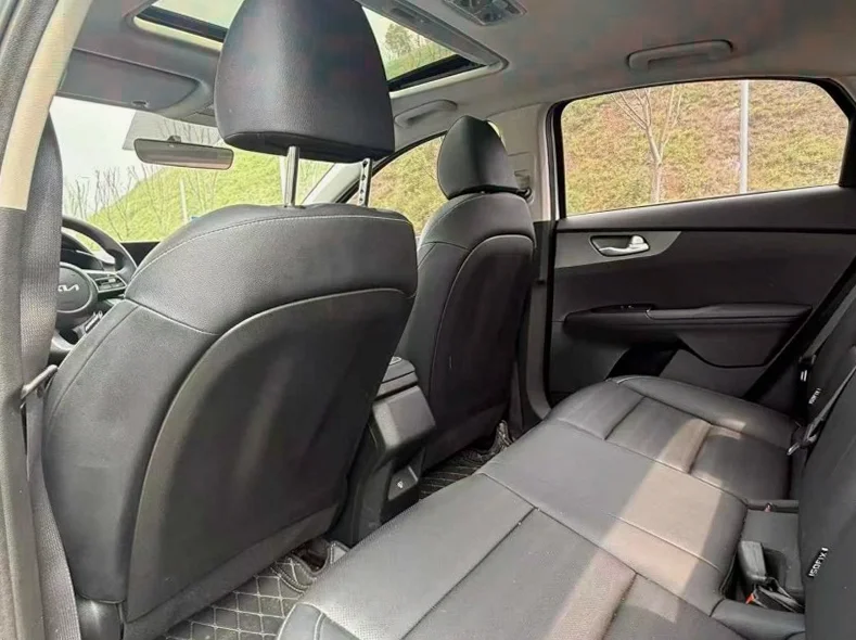 起亚K3 后面外观三