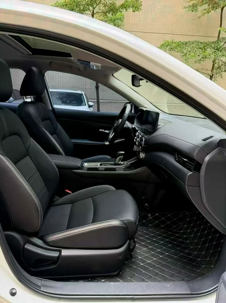 日产轩逸 后面外观二